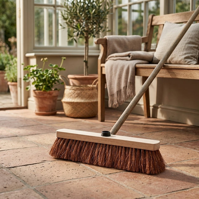 IA - Balais coco naturel /Monture bois 38cm